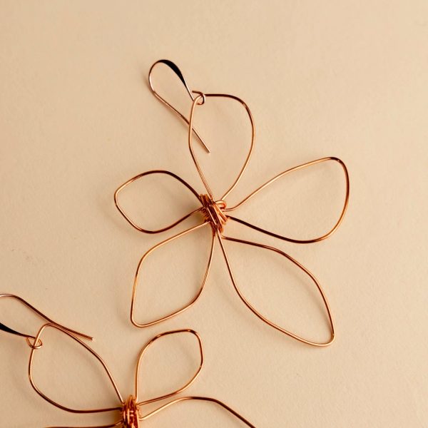 Novi Copper Wire Flower Earrings Online Hot Sale